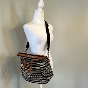 Black and tan woven bag